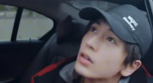 人行道上的司机：年糕2020
